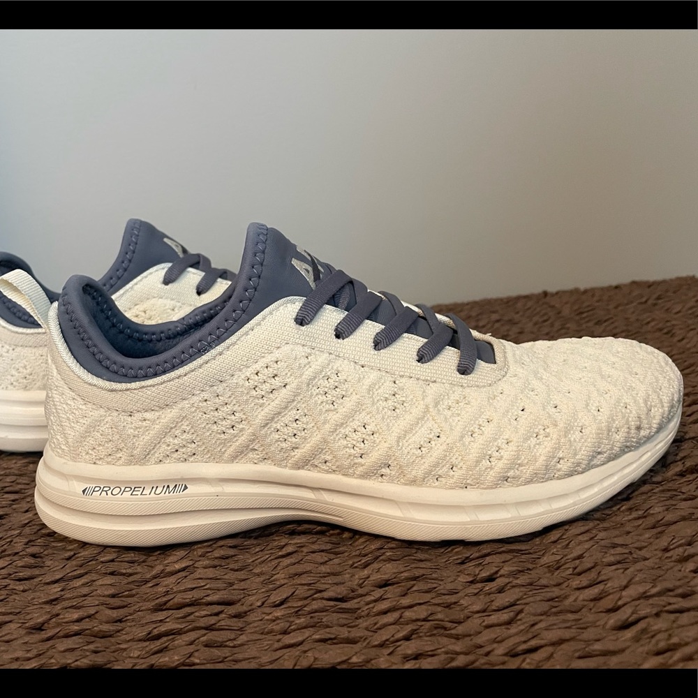 Apl Techloom Phantom - image 1